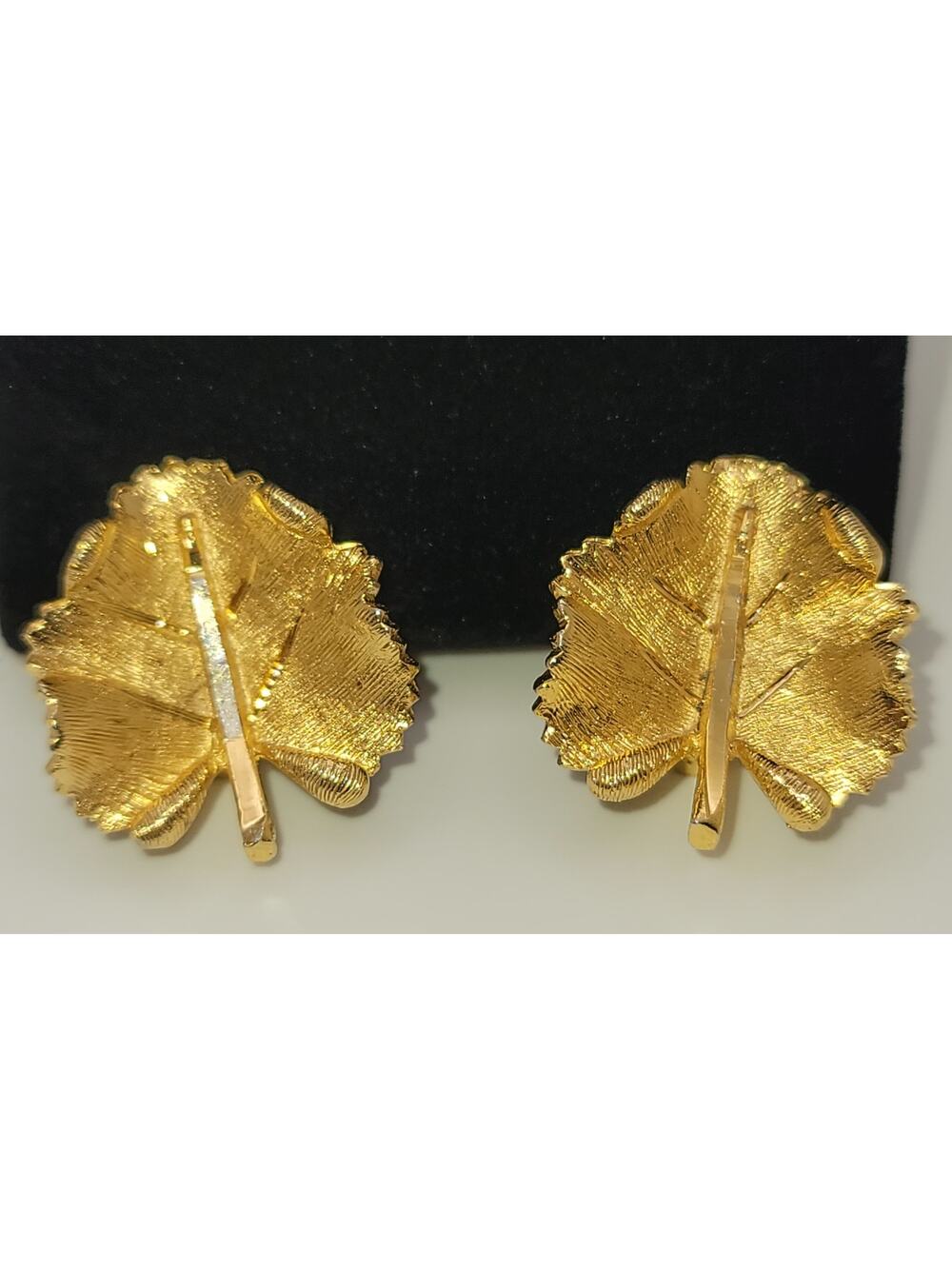Vintage BSK Textured Gold-Tone Leaf Clip On Earrings